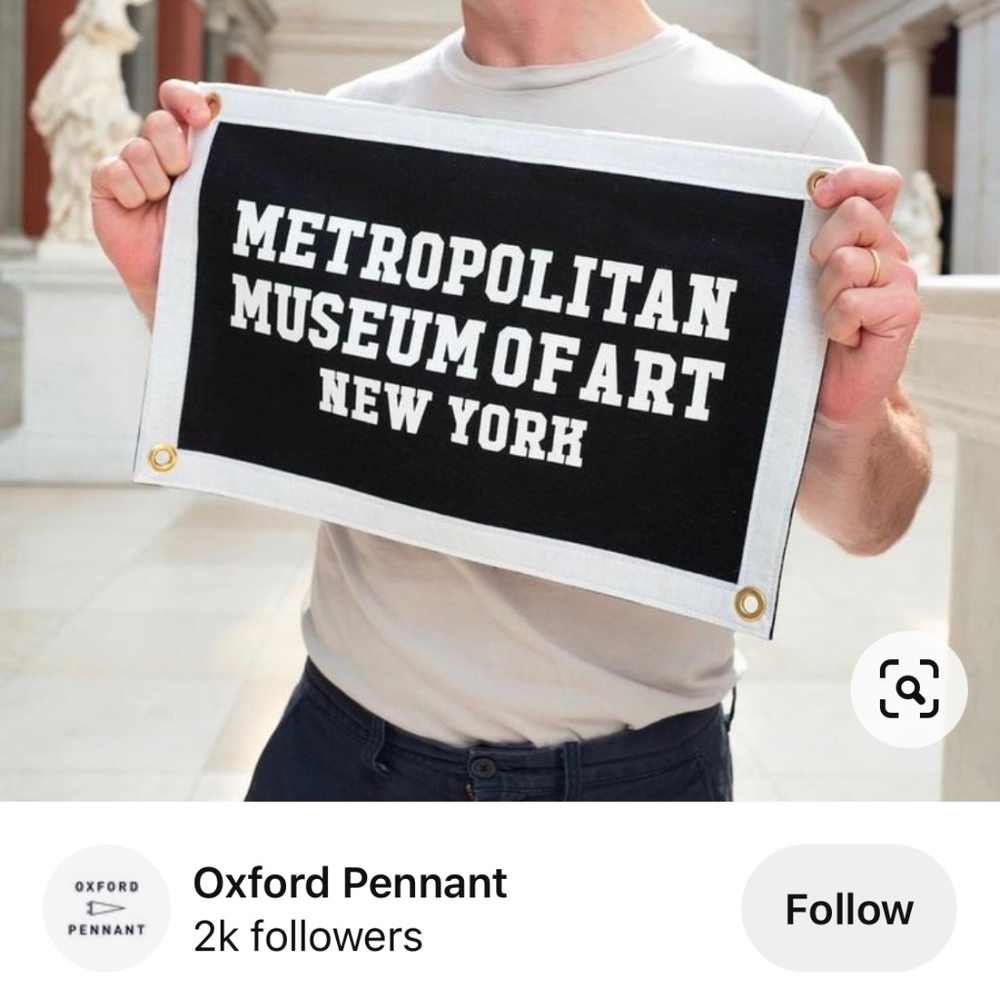 The Met “Metropolitan Museum of Art New York” Banner - Oxford Pennant
